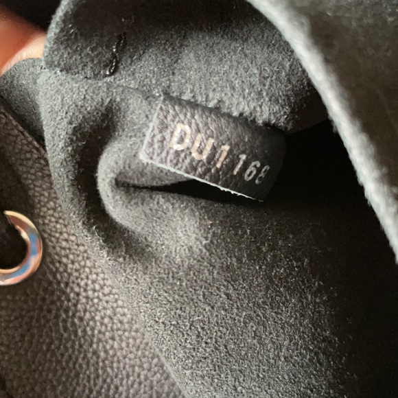 Louis Vuitton⚡️Rare⚡️Lockme Backpack Black M41815 - Picture 14 of 17